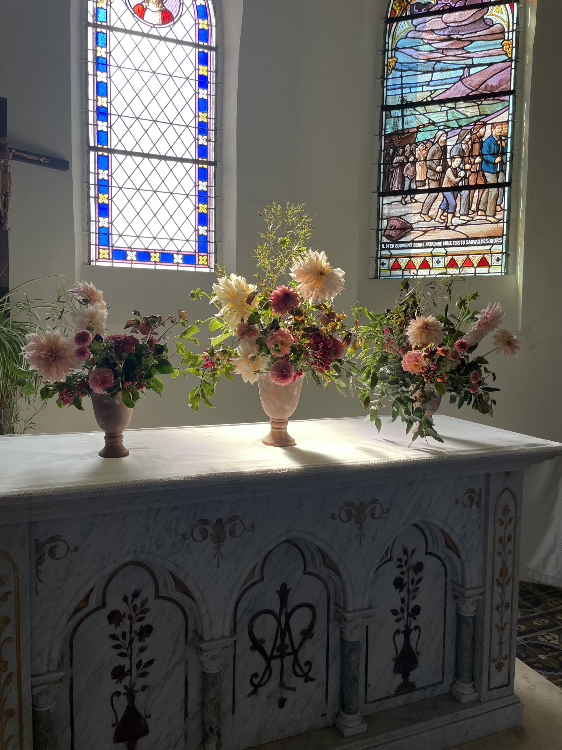 Chapelle baptême terre & FLEURS